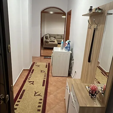 招待所 Innhouse *
